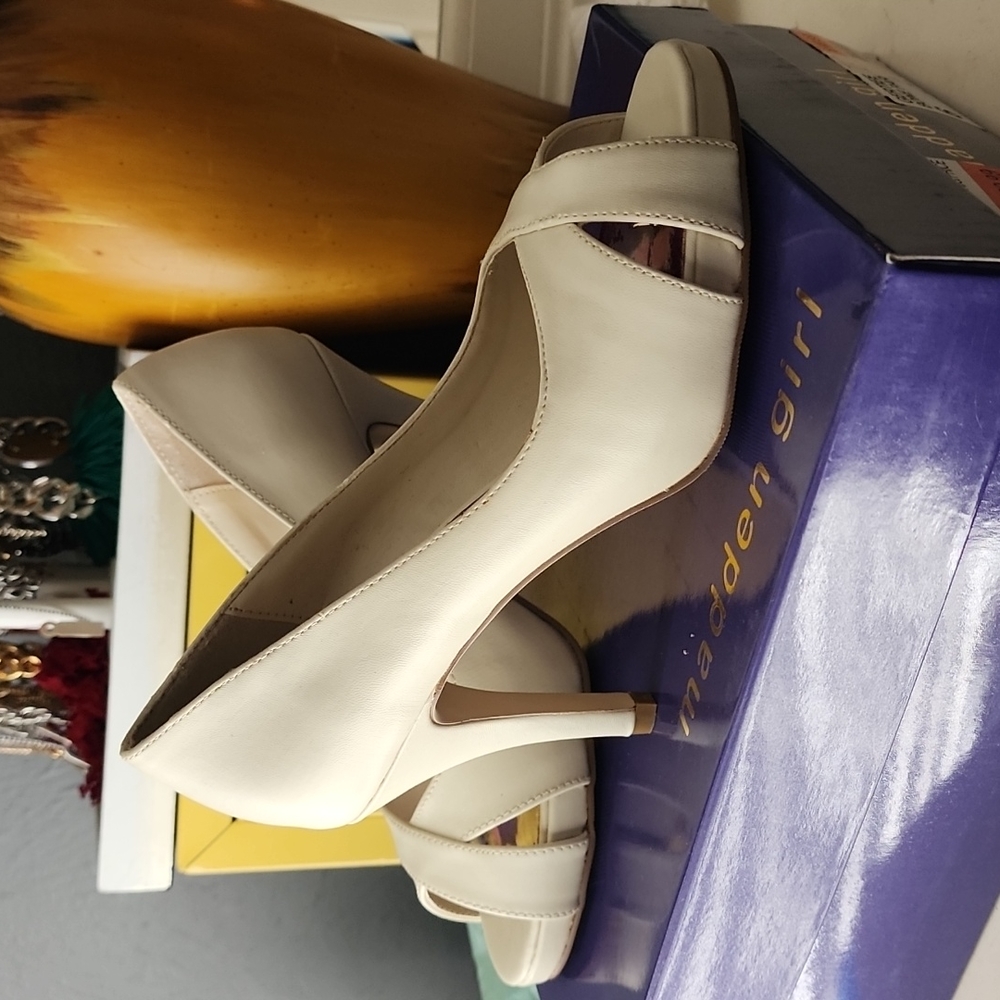 Madden Girl Gertiee Heels